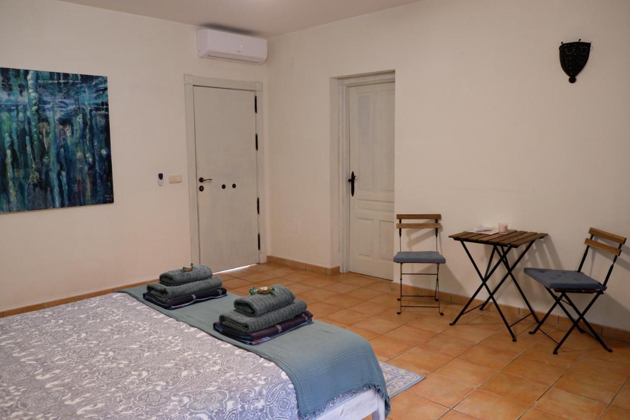 Vegan Guesthouse Finca Pereila Coín Zewnętrze zdjęcie